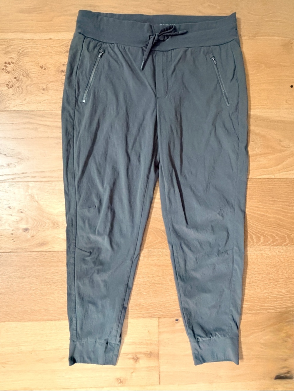 Athleta Trekkie North Jogger Pants Mountain Olive Green Zip Pocket Sz 12 Travel